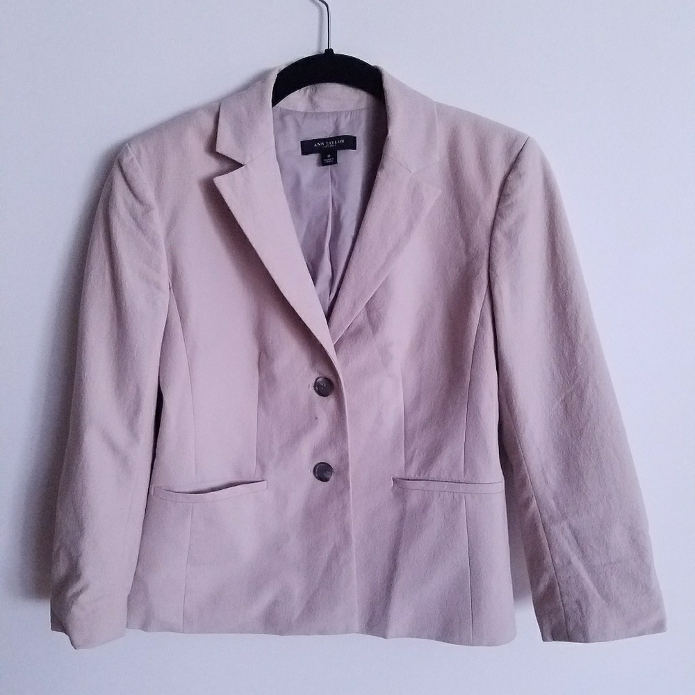 Ann Taylor tan blazer